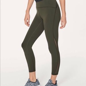 Lululemon train times 7/8 pants 25”
